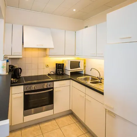 Apartment With 1 Bedroom And Direct Sea View