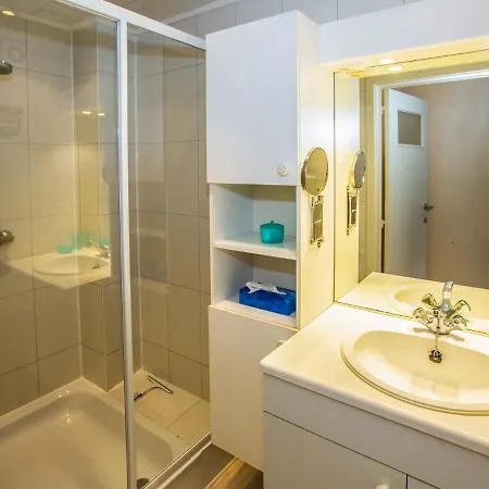 With 1 Bedroom And Direct Sea View Apartman Middelkerke