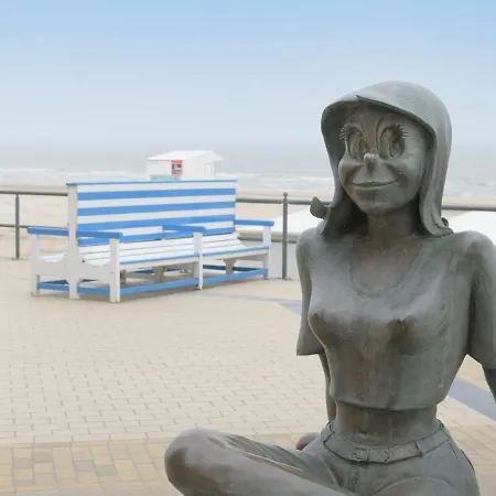 With 1 Bedroom And Direct Sea View * Middelkerke