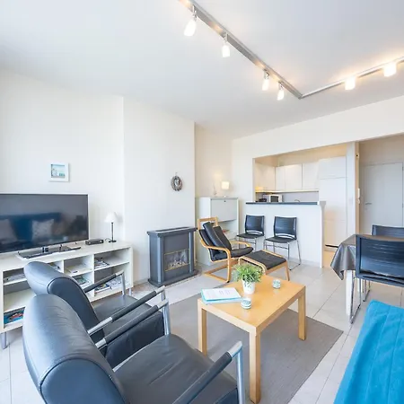 Apartman With 1 Bedroom And Direct Sea View *